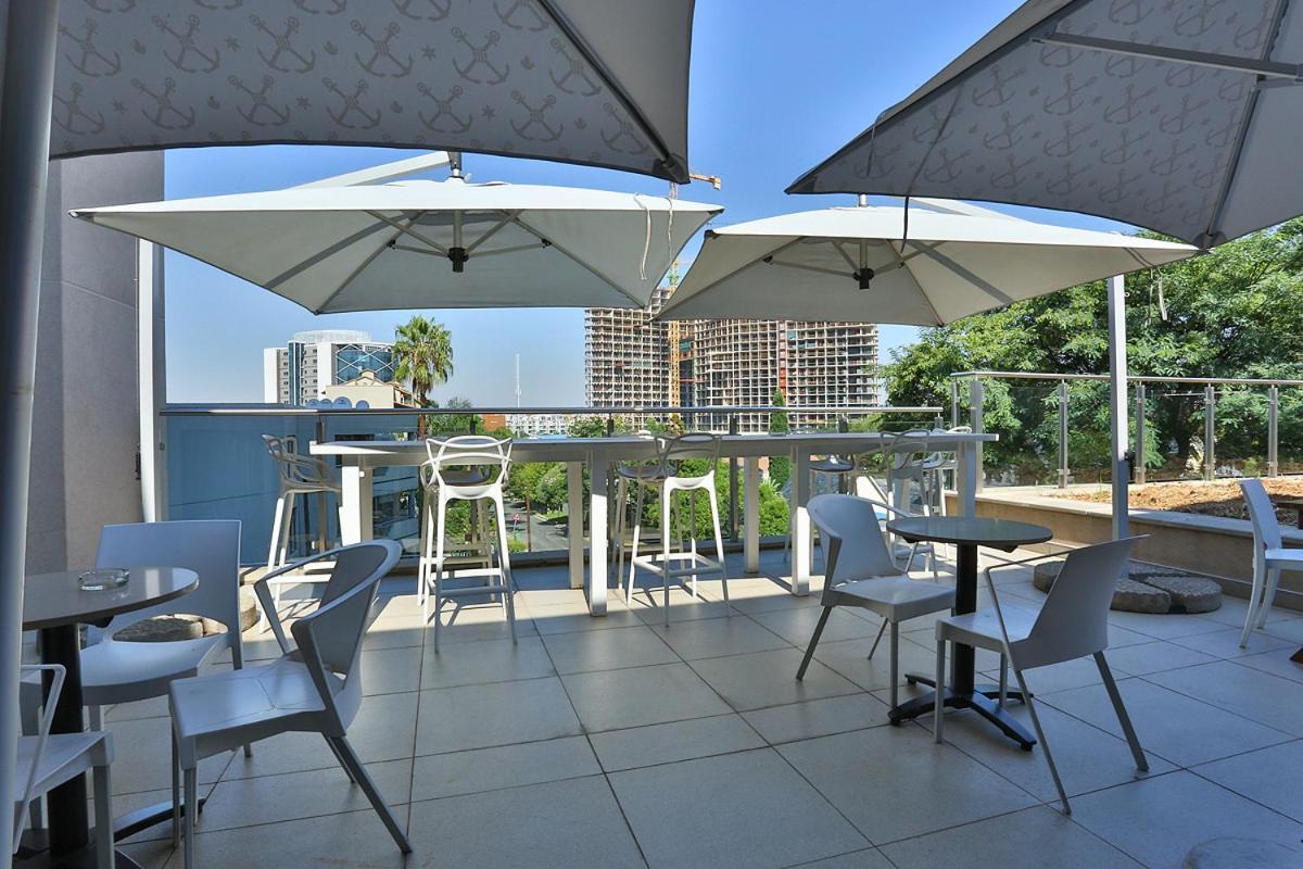 305 Sandton Skye Johannesburg Bagian luar foto
